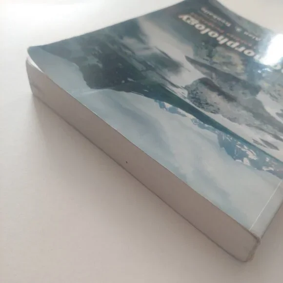 Geomorphology : A Canadian Perspective by Alan S. Trenhaile 2004 - Picture 6 of 10